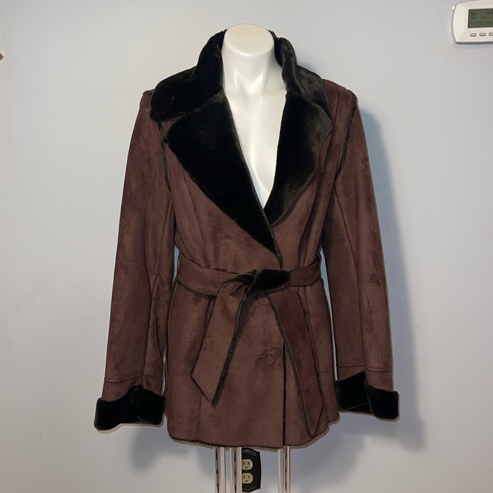 Wilson’s Leather ladies brown vegan suede & faux fur coat. Worn < 5 times. Large